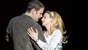 Manon in Welsh National Opera's Boulevard Solitude
