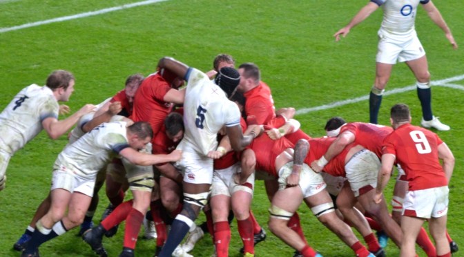 The Welsh scrum pressing England at Twickenham